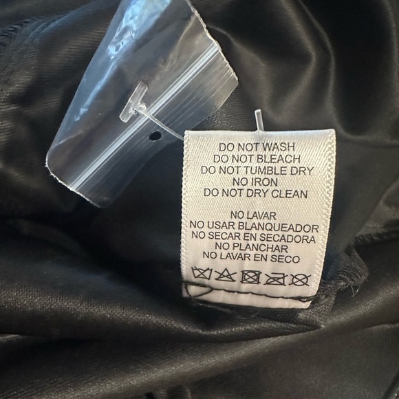 Love Tree Sleek Button Down Top Size Large Black Faux Leather Collared Neckline - Picture 10 of 13